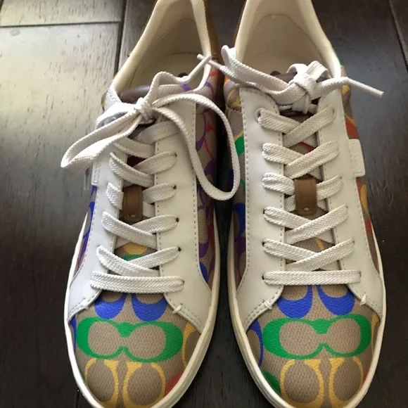 Women’s Coach sneakers. New. Size 8B - Picture 1 of 5